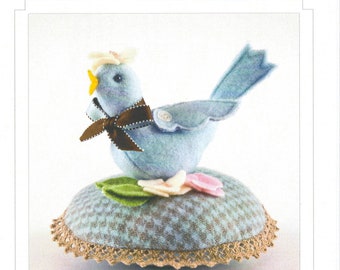 Bitty Bird Pincushion *Sewing Pattern* From: Bunny Hill Designs   #1014