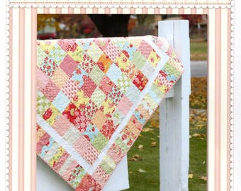 Summertime Charm *Quilt Pattern - Pre-Cut Friendly* By: Jennifer Bosworth - Shabby Fabrics  SF48571