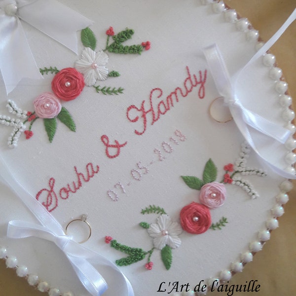 Porte alliance broderie fleurs