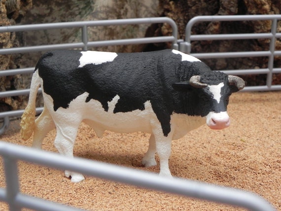 schleich holstein bull