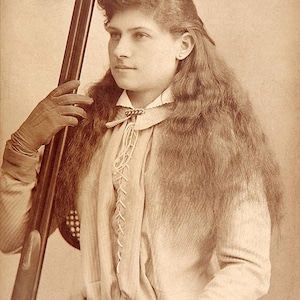 希少 アニー・オークリー ビンテージ写真 Sharpshooter ANNIE OAKLEY Photo - Etsy 日本