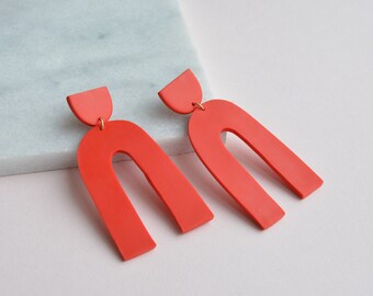 Wishbone Stud Dangles Blueberry Color Arch Earrings Wishbone Stud Dangles Blueberry Color Arch Earrings