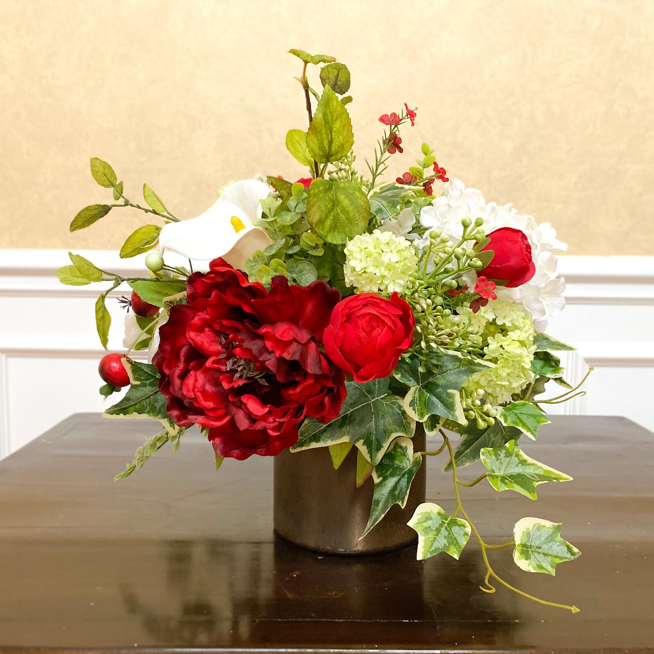 Exquisite Red and White Flower Centerpiece Artificial Flower Etsy