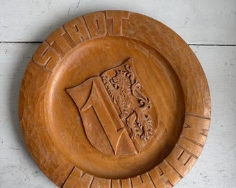 Vintage Wooden German Round Carved Bread Board, Vintage Primitive Wooden Platter 10"