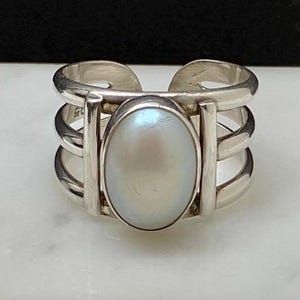 Vintage Art Deco Sterling Silver & Mabe Pearl Ring Size 8