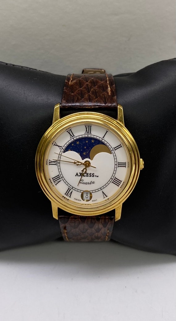 Vintage French Axcess Gold Tone Moonphase Date Qua
