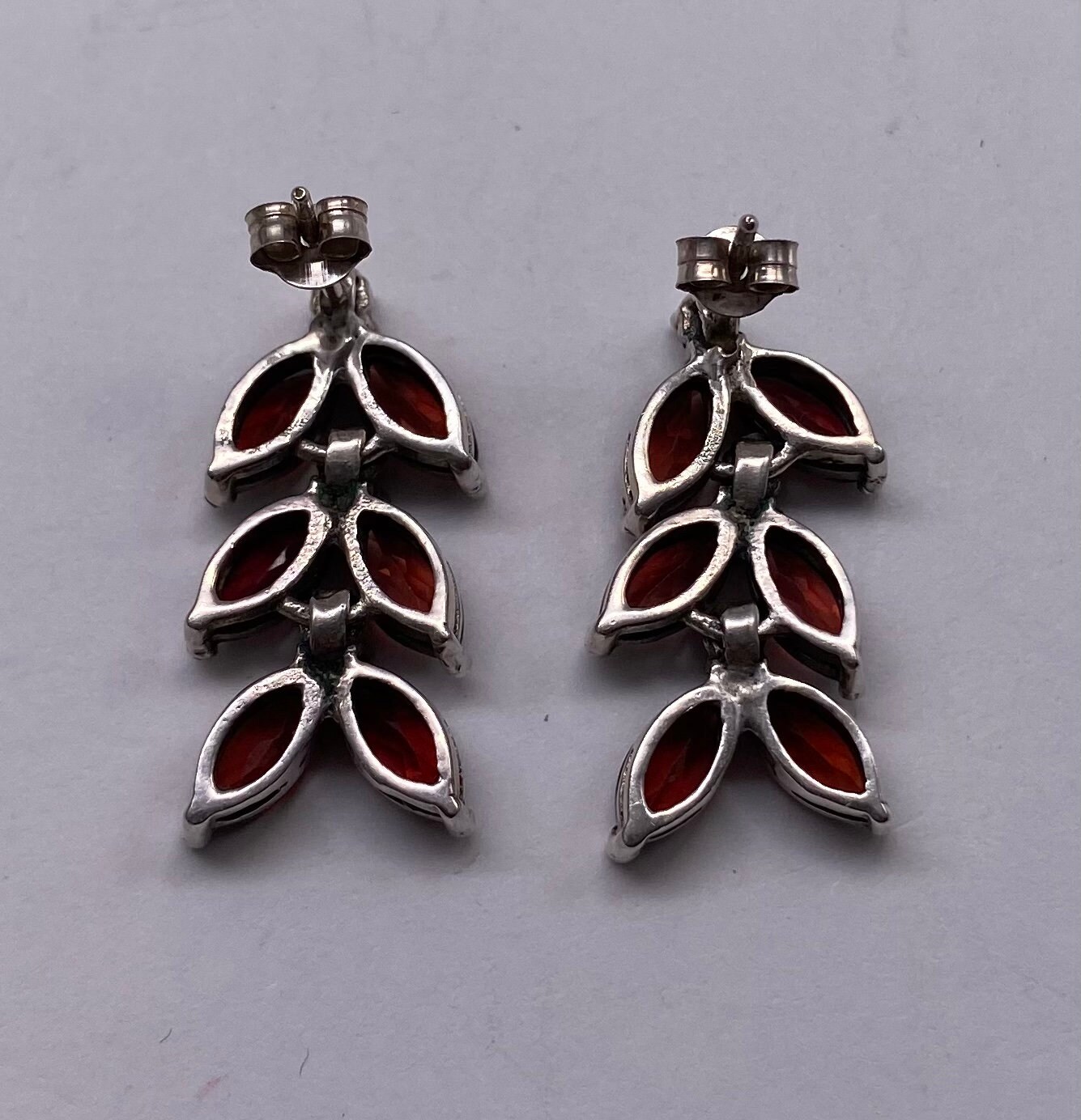 DEUX BROCHES RUBIS ET DIAMANTS, | Christie’s