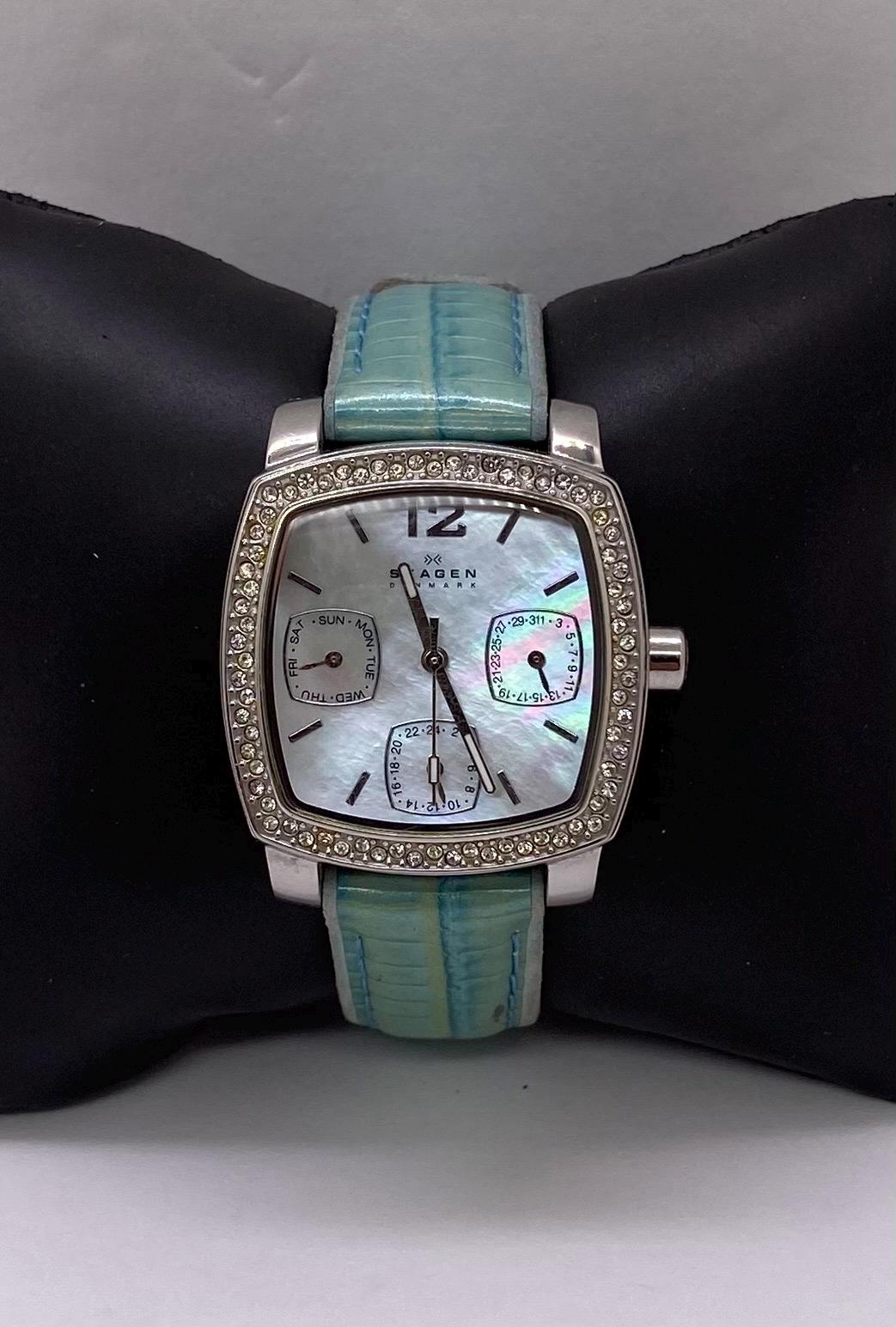 Skagen Women\'s Watch - Green Leather Strap, Mother of Pearl and Crystal Bezel Skagen Crystal Watch - Etsy main image 4