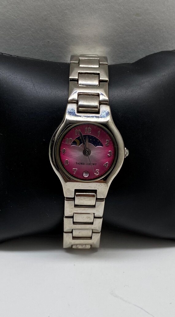 Vintage Faded Glory Dates Moonphase Watch for Women With  display picture 2