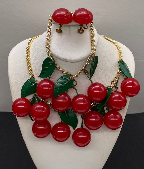 Super Cool Vintage Bakelite Cascading Dangle Necklace Cherry and  Butterscotch