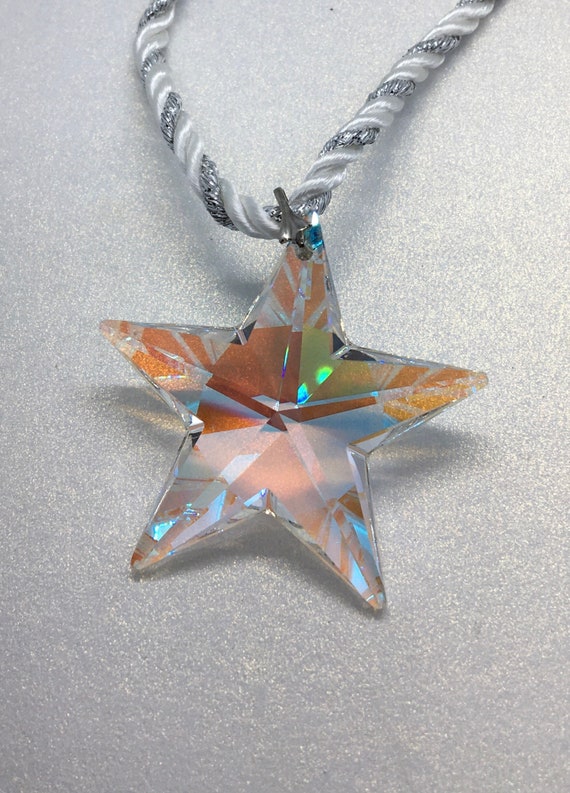 Vintage translucent star crystal necklace