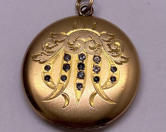 Antique Victorian Gold Filled Hand Etched Floral Motif Photo Locket Pendant