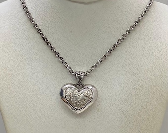 Collar vintage Brighton con colgante de corazón de doble cara con flor de cristal plateada