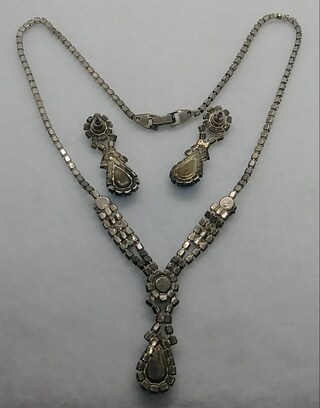 Yazilind Set Gioielli Donna: Collana E Orecchini Pendenti A Goccia Con Strass Trasparenti E Blu, In Lega Metallica