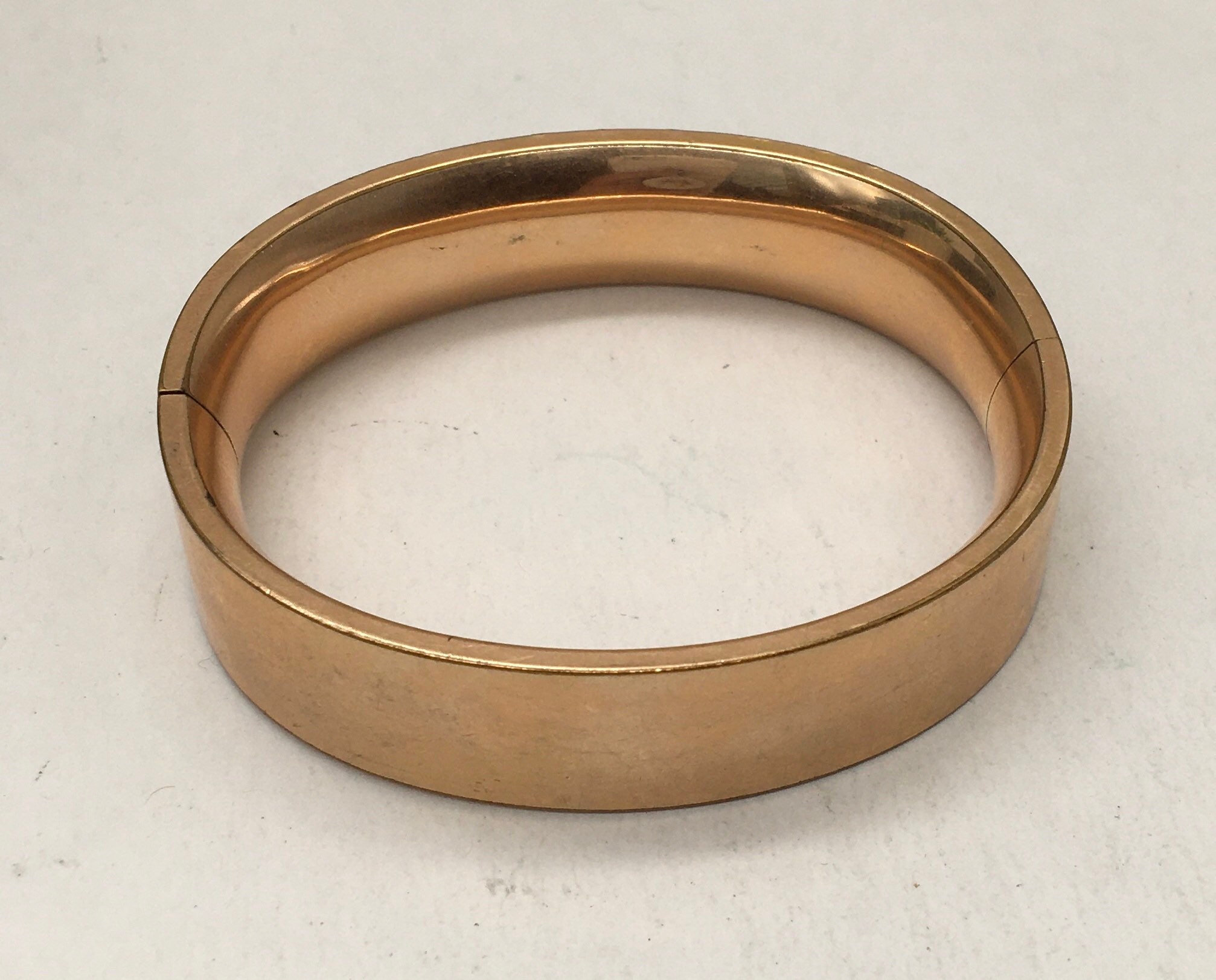Antique Victorian 12K GF E. M. Co. Etched Flower Bangle