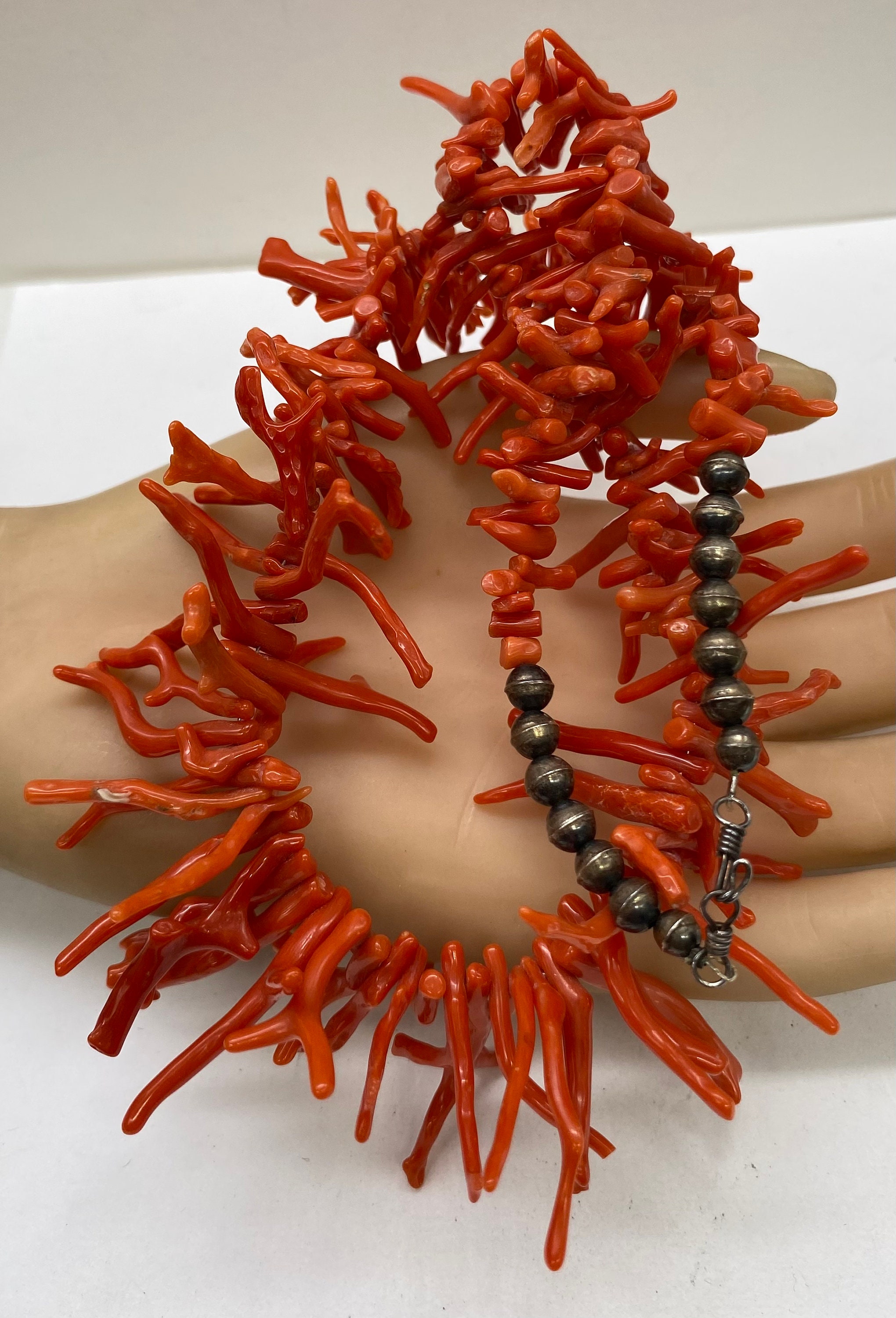 Corail Rouge Brut Vintage - Branches Rugueuses Non Polies - Italie - 41 Carats