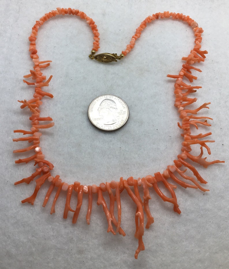 Vintage Natural Coral branch bib necklace Jewelry