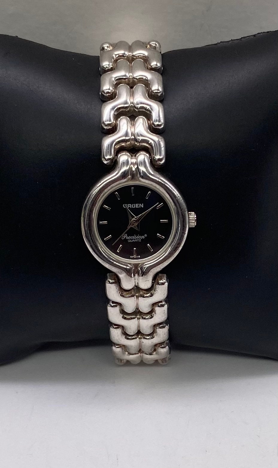 Gruen Precision Silver Plated Classic Women display picture 3