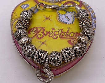 Pulseira Vintage Brighton Charm, Pingentes da Sorte em Prata