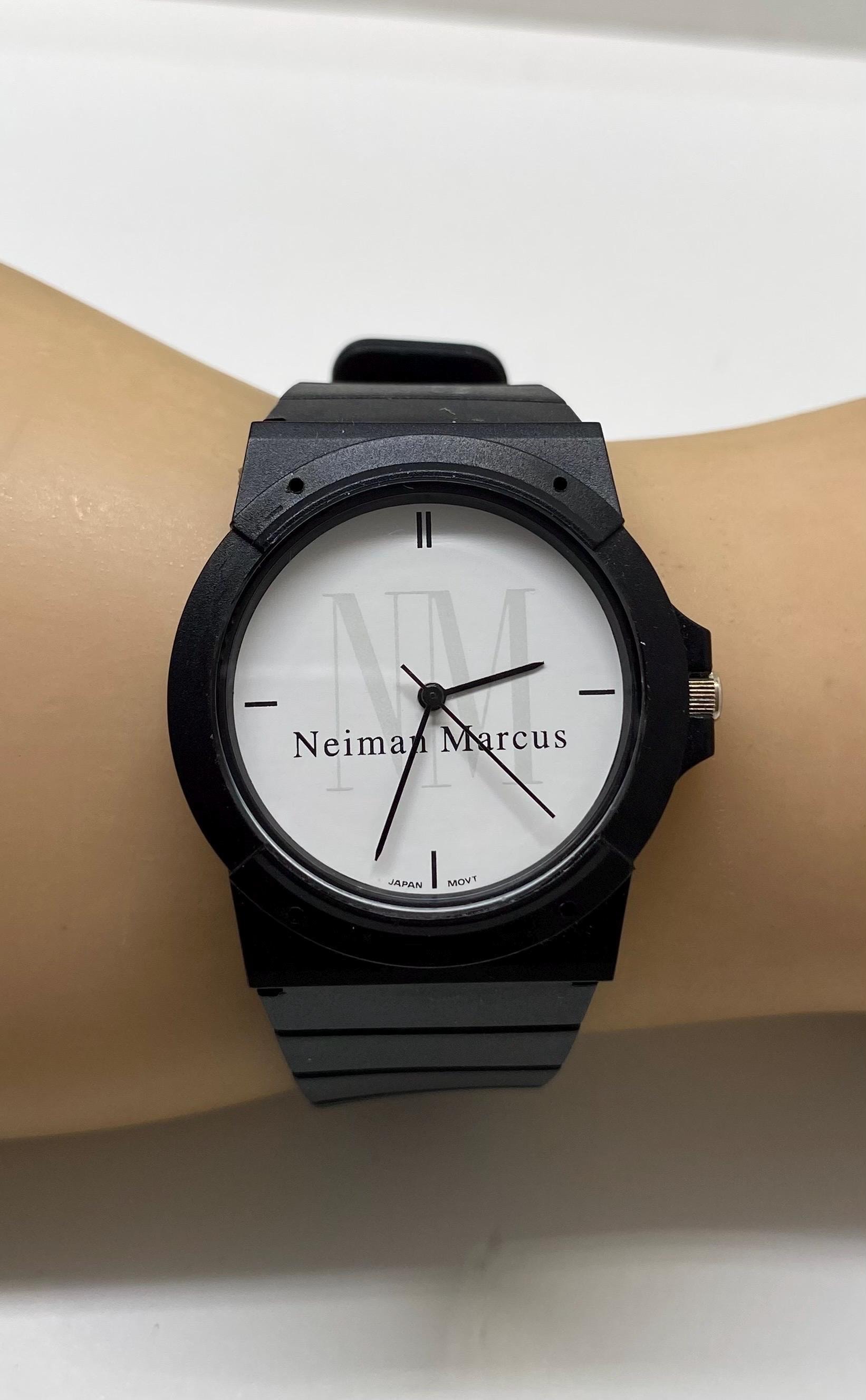 Neiman Marcus watch classic unisex This splendid IWC bears a rare Neiman Marcus co-branded dial  main image 3