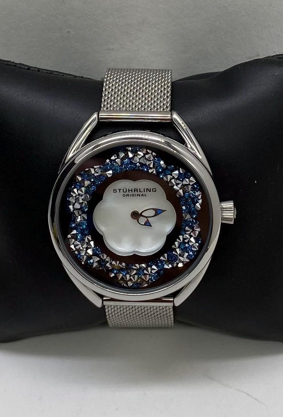 Stuhrling Original Women display picture 3