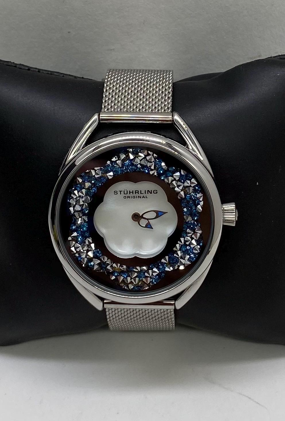 Stuhrling Original Women display picture 1
