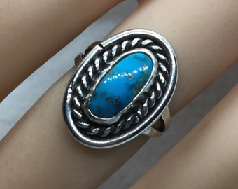 Vintage sterling silver southwest turquoise ring