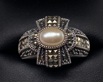 Anillo vintage JJ Judith Jack, plata de ley, marcasita y perla, talla 10