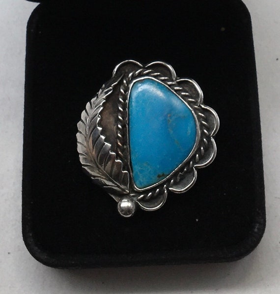 Vintage Navajo Sterling Huge Turquoise Ring Size 9 - image 3