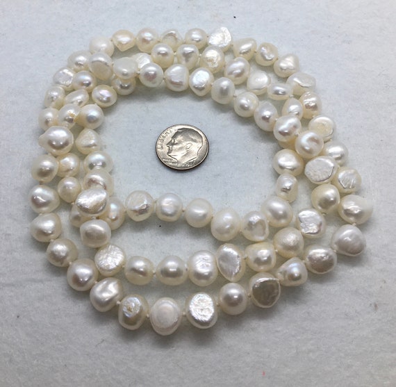 Vintage natural white pearl necklace - image 2