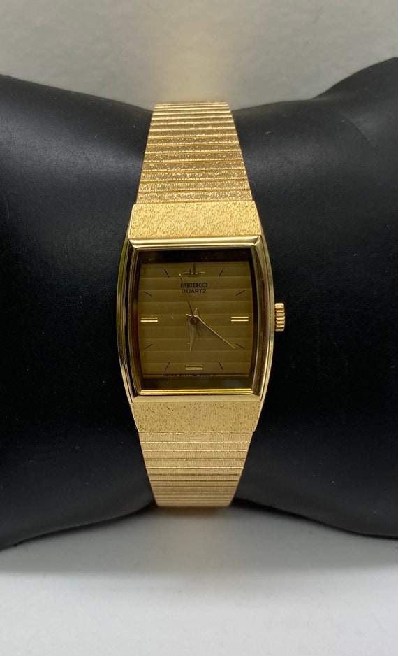 Vintage Classic Seiko Gold Plated Ladies Quartz Mo