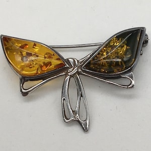 Vintage Sterling baltic amber brooch pin
