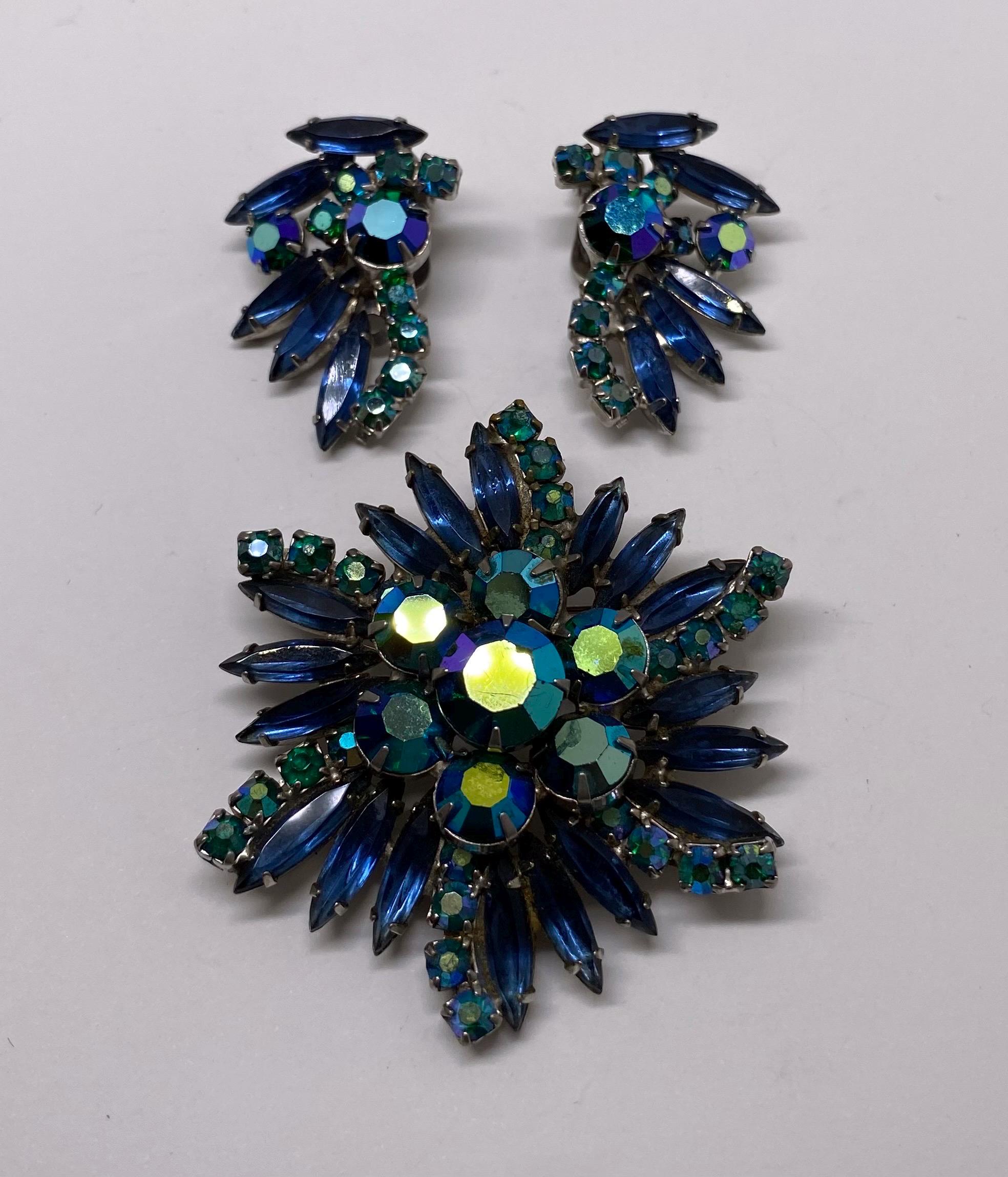 Vintage Juliana Blue Green AB Rhinestone Crystal Brooch With