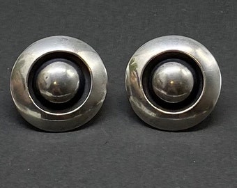 Art Deco Sterling Silver Classic Button Stud Earrings