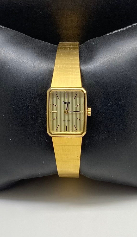 Vintage Classic Pulsar Watch Gold Plated Ladies Wa