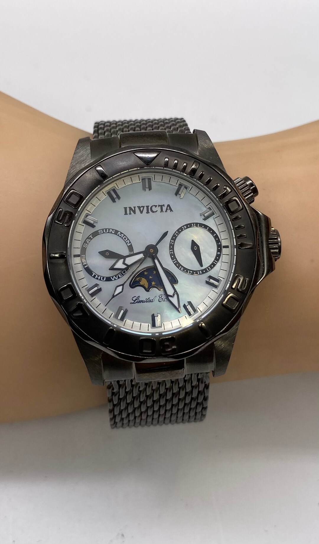 Invicta Sea Wizard 111 Limited Edition Moon Phase Ladies Watch Etsy