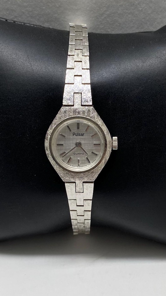Vintage Pulsar Watch Silver Tone Women display picture 2