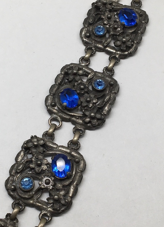 Antique Silver tone Art Deco Flower Blue Rhineston