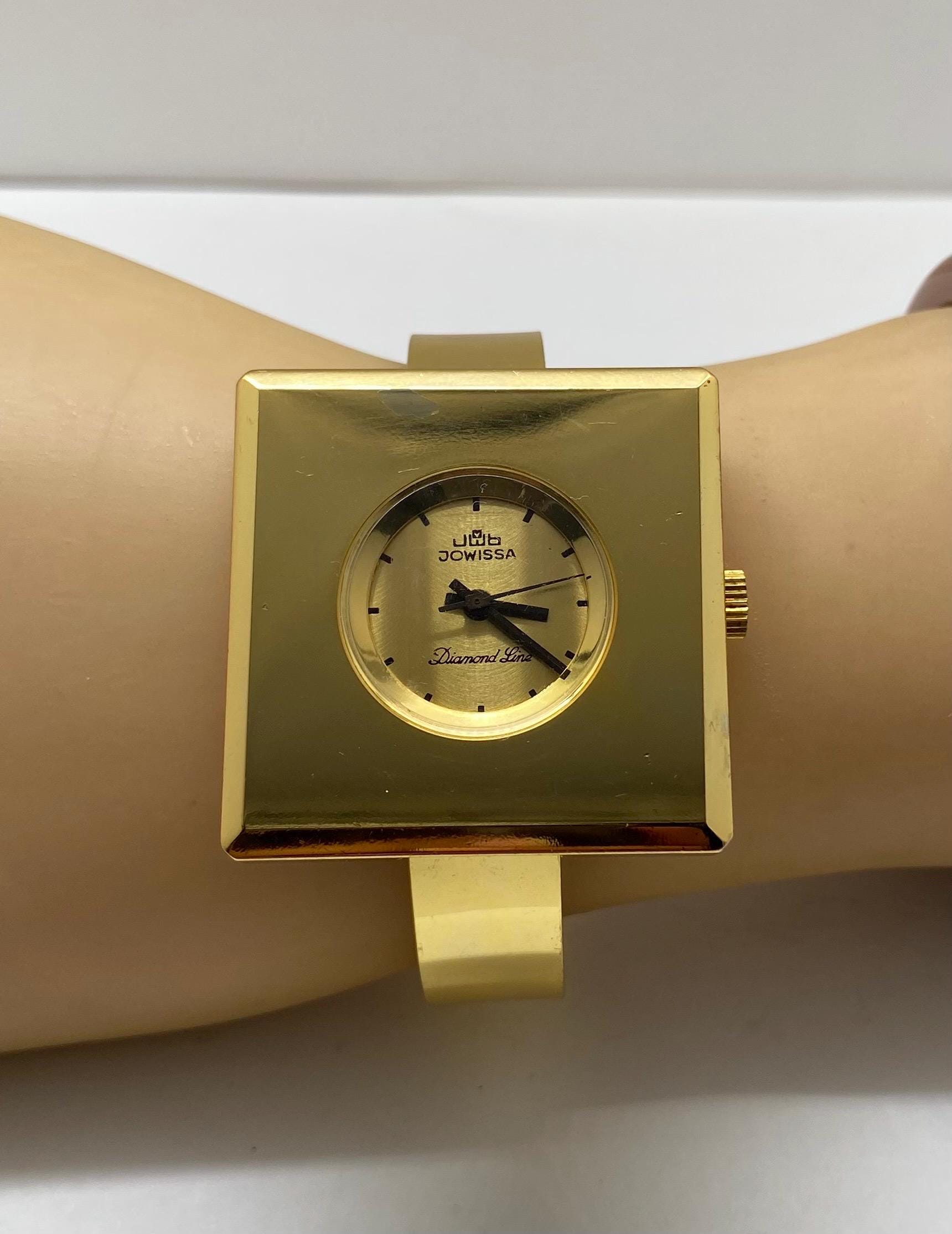 Vintage JWB Jowissa Mechanical Swiss Made Gold Plated Cuff
