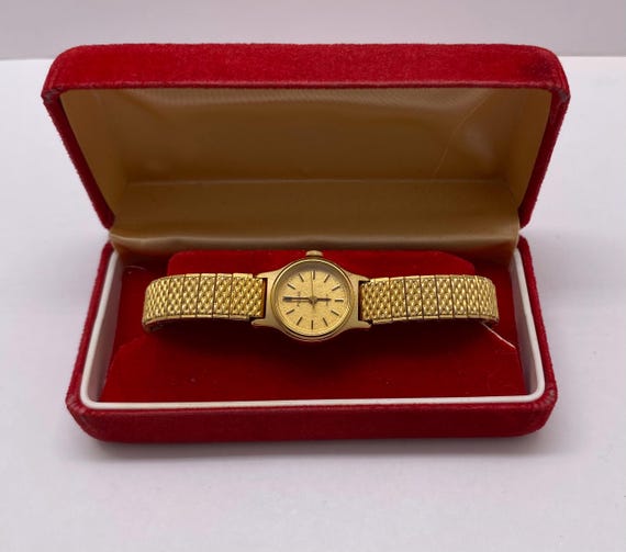 Vintage Pulsar Watch Gold Plated Women display picture 2