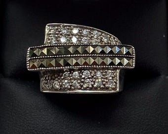 Vintage Art Deco Sterling Silver Cubic Zirconia & Marcasite Ring Size 7.5