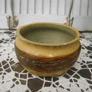 Vintage Art Studio Small Decorator Vessel or Planter, Yellow Ware Small Vessel, Yellow Ware Bowl
