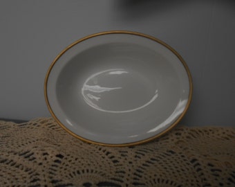 Vintage O.P.CO Syracuse China Ivory Serving Bowl, Vintage Stoneware, Restaurant Ware, Old Ivory, Gold Edging Detail