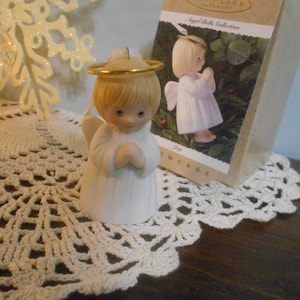 1995 Hallmark Joy Angel, Angel Bells Collection Showcase Ornament, Keepsake Ornament