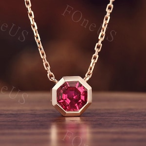 Collar con engaste de rubí de corte octogonal, colgante flotante de oro rosa macizo de 18 quilates, delicada cadena de rubí, collar minimalista con la piedra de nacimiento de julio.