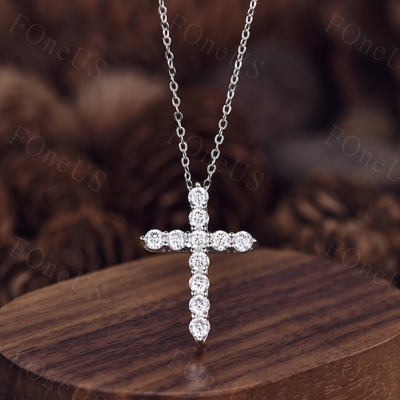 【HYERES LOR】Essence Silver Moissanite The Cross Necklace Moissanite Cross Pendant With Necklace in 925 Sterling