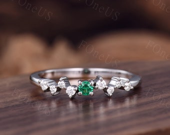 Cluster Moissaniet trouwring witgoud Emerald band unieke art deco halve eeuwigheid band stapelen bijpassende band bruids trouwring cadeau