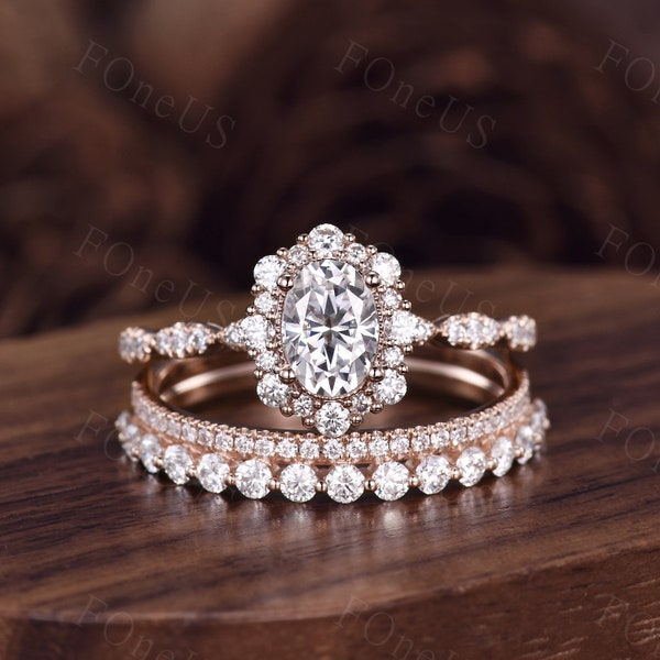 Vintage Moissanite engagement ring set unique rose gold engagement ring women 2mm round cut wedding band Bridal Promise ring Platinum ring