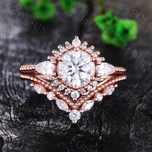 2PCS Round Moissanite engagement ring set rose gold Vintage engagement ring unique curved Marqusie cut wedding bridal ring Promise gift