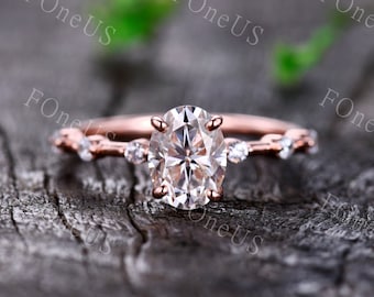 Dainty Moissanite Ring, 1.5 CT Oval Moissanite Engagement Ring, Unique Wedding Ring, 14K Rose Gold Ring, Promise Ring, Anniversary Gift